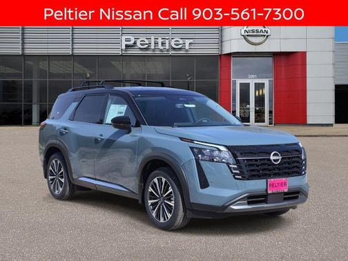 Baltic Teal/Super Black 2026 Nissan Pathfinder Platinum