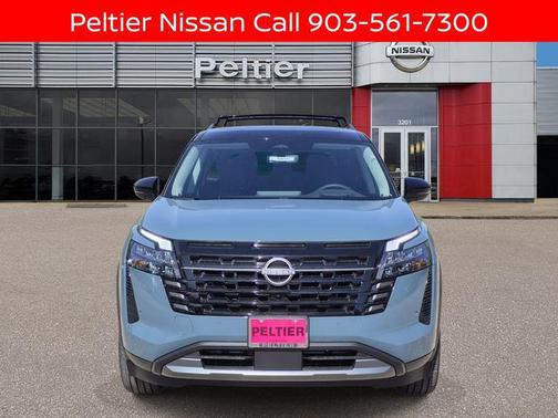 Baltic Teal/Super Black 2026 Nissan Pathfinder Platinum