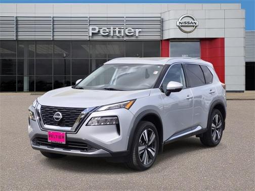 2022 Nissan Rogue SL