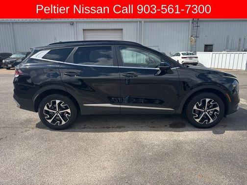 Ebony Black 2025 Kia Sportage EX