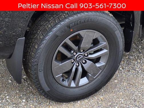 Super Black 2026 Nissan Frontier SV