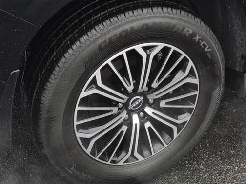 2025 Nissan Armada SL 2WD