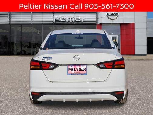 2025 Nissan Altima S FWD