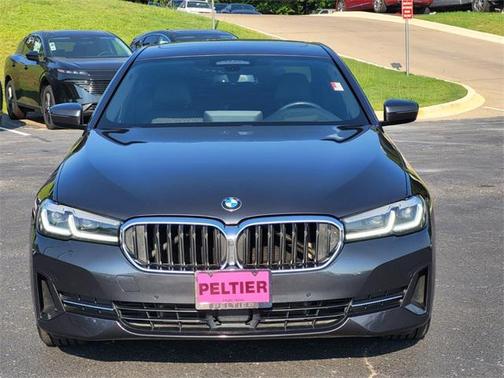 2021 BMW 530 530i
