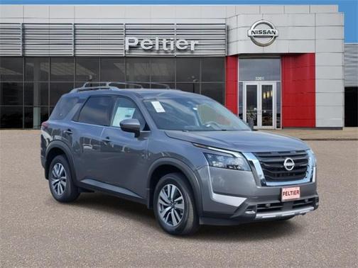 2025 Nissan Pathfinder SL FWD