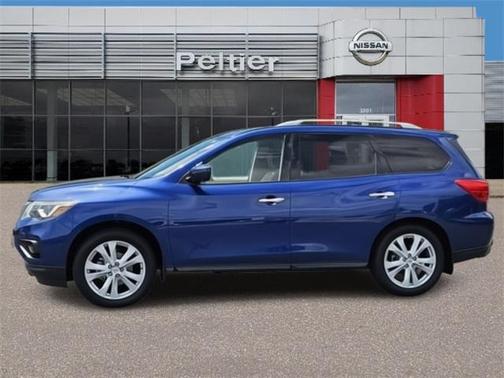 2018 Nissan Pathfinder SL