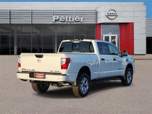 2024 Nissan Titan XD SV