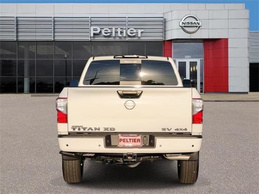 2024 Nissan Titan XD SV