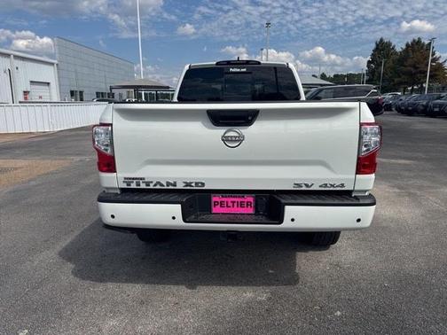 2024 Nissan Titan XD SV