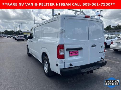 2018 Nissan NV Cargo NV3500 HD S V8