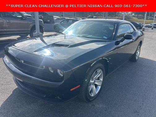 2022 Dodge Challenger SXT