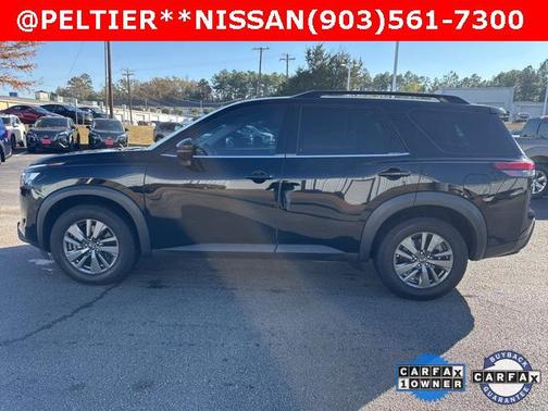 2023 Nissan Pathfinder SV 4WD