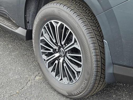 2025 Nissan Armada Platinum 2WD