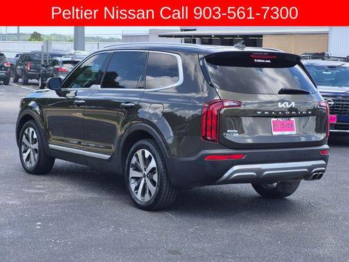 Dark Moss 2022 Kia Telluride S