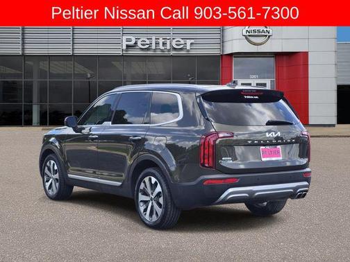 Dark Moss 2022 Kia Telluride S