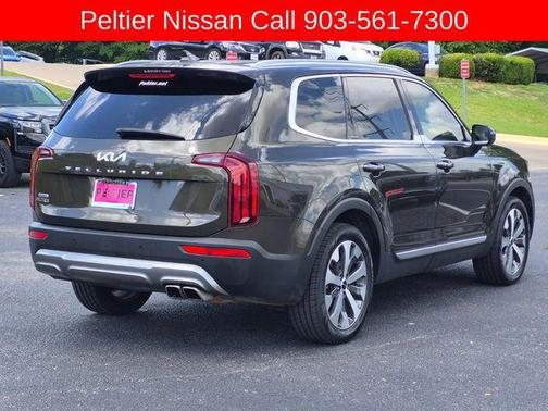 Dark Moss 2022 Kia Telluride S