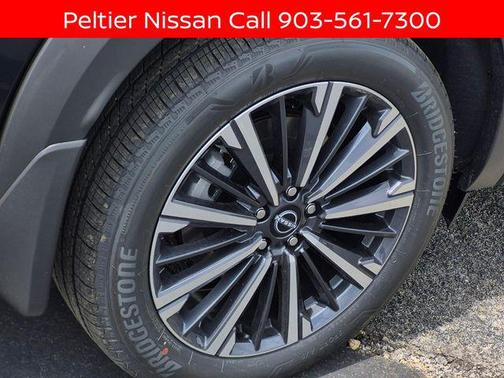 Super Black 2026 Nissan Pathfinder Platinum