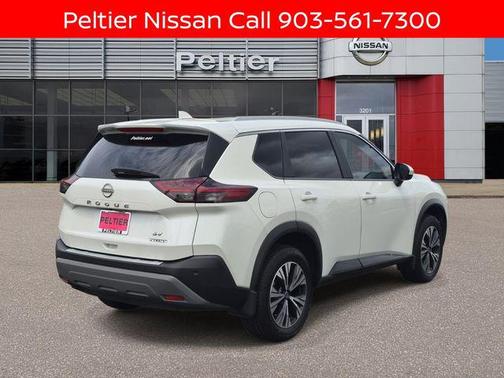 Pearl White Tricoat 2023 Nissan Rogue SV