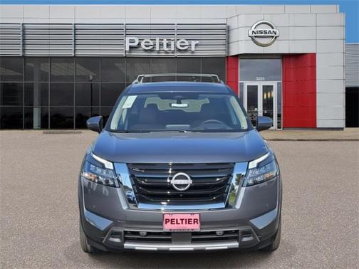 2025 Nissan Pathfinder Platinum FWD