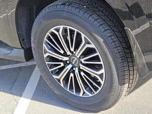 2025 Nissan Armada SL 4WD