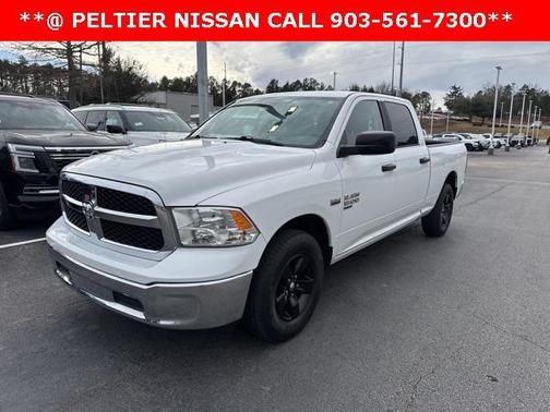 2019 RAM 1500 SLT
