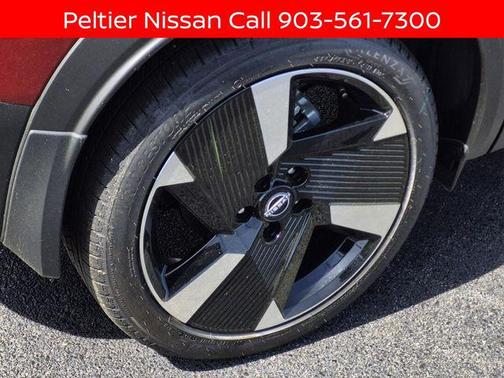 Scarlet Ember Tintcoat 2026 Nissan Kicks SR