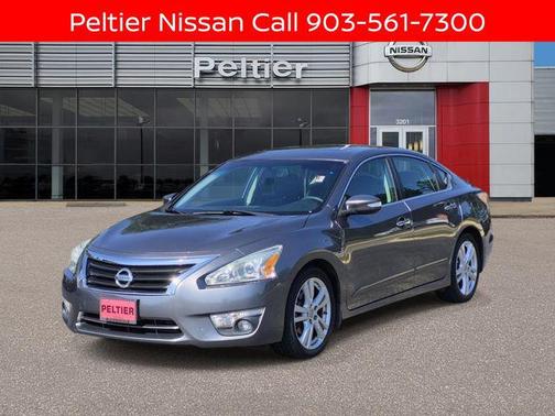 Gun Metallic 2015 Nissan Altima 3.5 SL