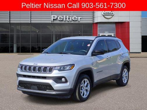 Silver Zynith Metallic Clearcoat 2024 Jeep Compass Latitude