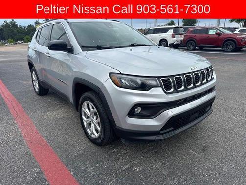 Silver Zynith Metallic Clearcoat 2024 Jeep Compass Latitude