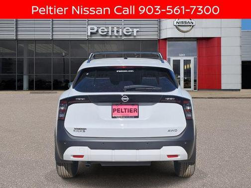 Fresh Powder 2026 Nissan Kicks SV