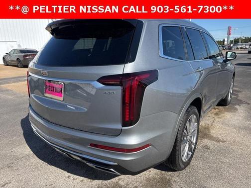 2025 Cadillac XT6 Premium Luxury FWD