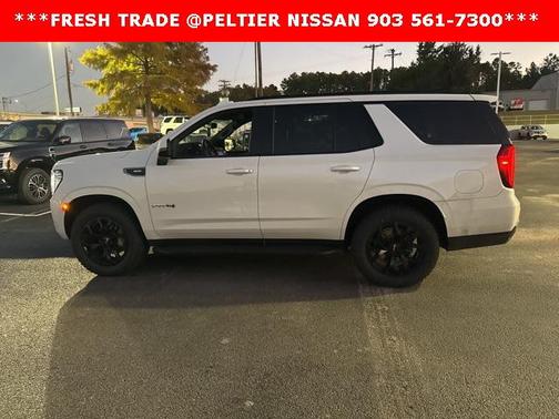 2022 GMC Yukon 4WD AT4