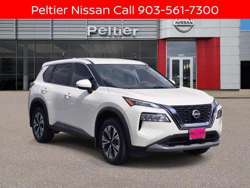 Pearl White Tricoat 2023 Nissan Rogue SV