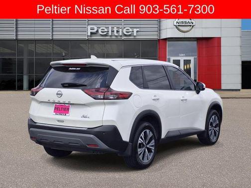 Pearl White Tricoat 2023 Nissan Rogue SV