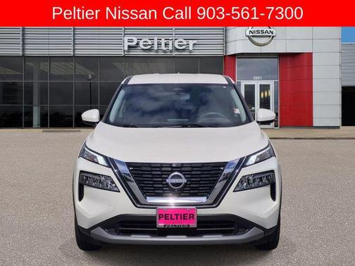 Pearl White Tricoat 2023 Nissan Rogue SV
