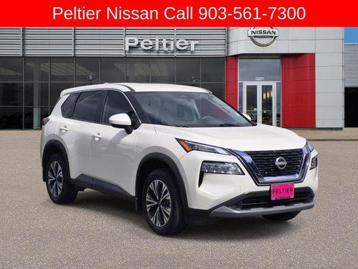 Pearl White Tricoat 2023 Nissan Rogue SV
