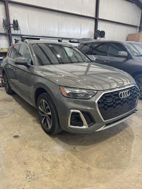 2023 Audi Q5 45 S line Premium Plus