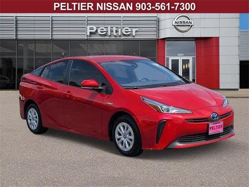 2022 Toyota Prius LE