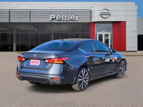 2022 Nissan Altima Platinum Intelligent AWD