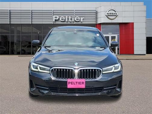 2021 BMW 530 530i