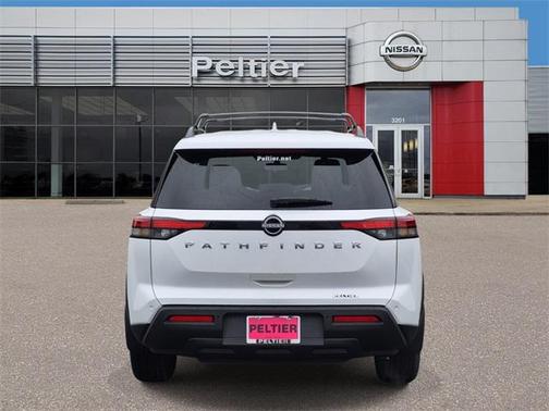 2025 Nissan Pathfinder SV FWD