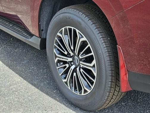 2025 Nissan Armada SL 4WD