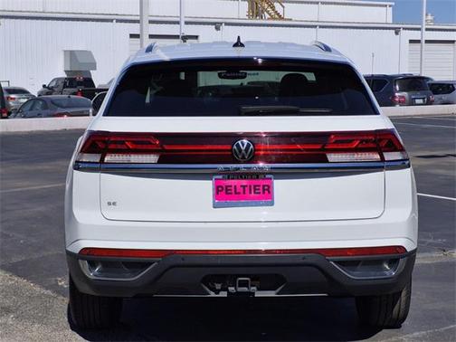 2025 Volkswagen Atlas Cross Sport 2.0T SE w/Technology