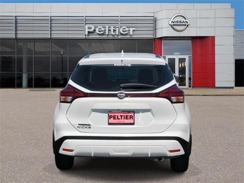 2023 Nissan Kicks S