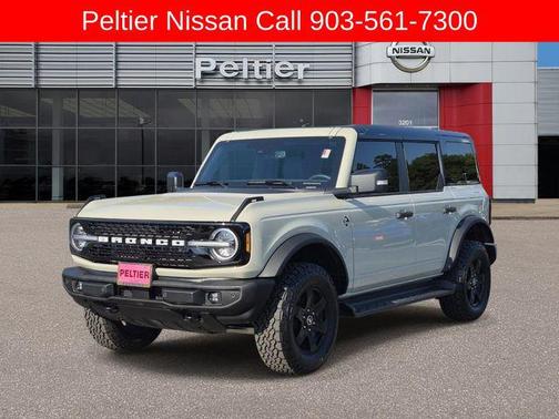Desert Sand 2025 Ford Bronco Outer Banks