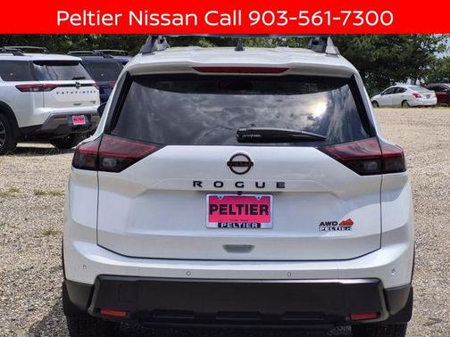 Everest White Pearl Tricoat 2026 Nissan Rogue Rock Creek