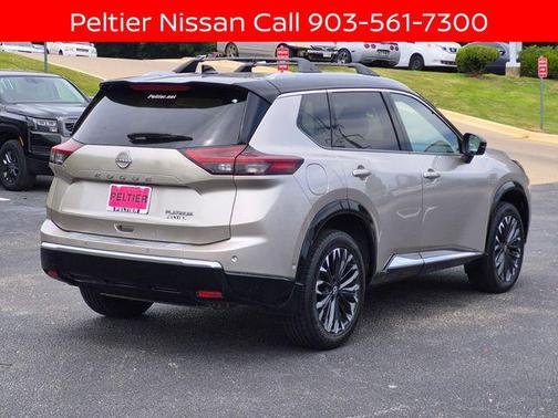 Champagne Silver Metallic/Super Black 2025 Nissan Rogue Platinum