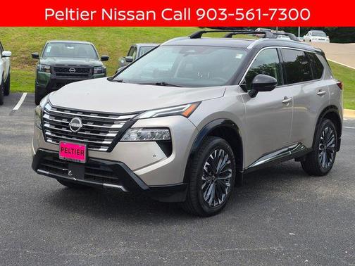 Champagne Silver Metallic/Super Black 2025 Nissan Rogue Platinum