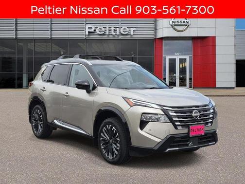 Champagne Silver Metallic/Super Black 2025 Nissan Rogue Platinum