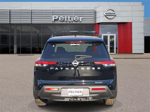 2025 Nissan Pathfinder SV FWD